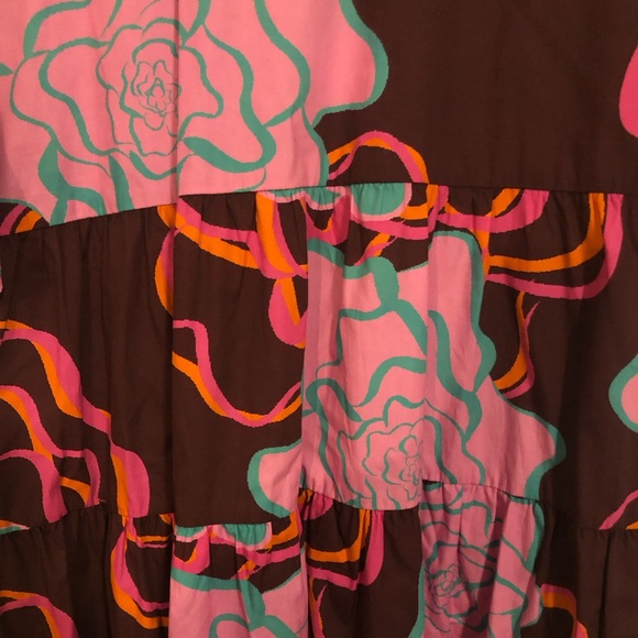 Juju by Julyen Midi length dress with Sleeves - Picture 2 of 4